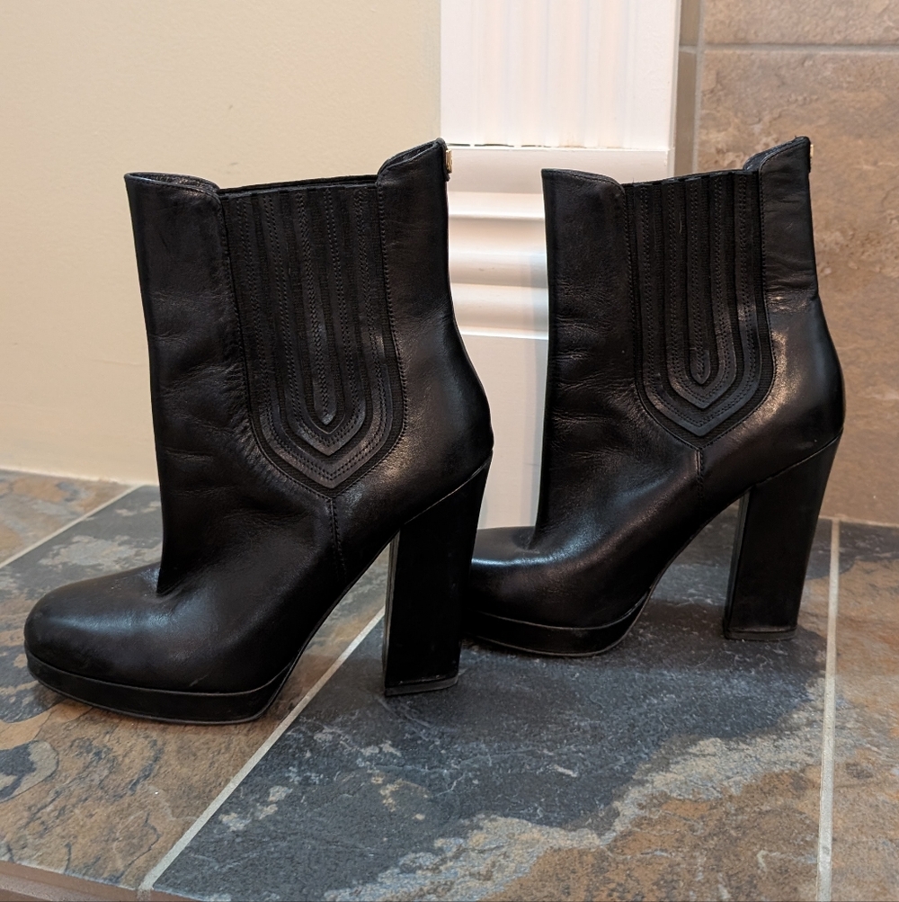 Guess Womens Black High Heel Boots Size 8